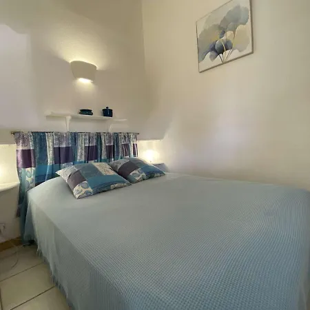 2p Avec Mezzanine, Balcon, Parking Prive - A 200m De La Plage De La Nartelle - Fr-1-226-523 Apartment *