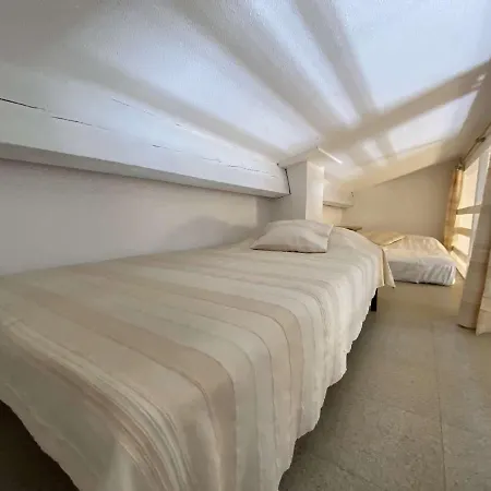 2p Avec Mezzanine, Balcon, Parking Prive - A 200m De La Plage De La Nartelle - Fr-1-226-523 Sainte-Maxime