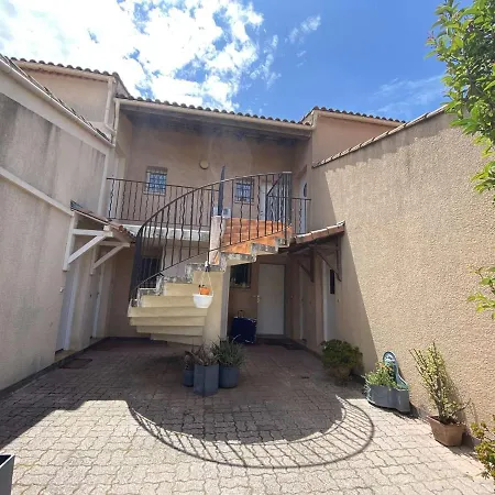 2p Avec Mezzanine, Balcon, Parking Prive - A 200m De La Plage De La Nartelle - Fr-1-226-523 Apartment Sainte-Maxime